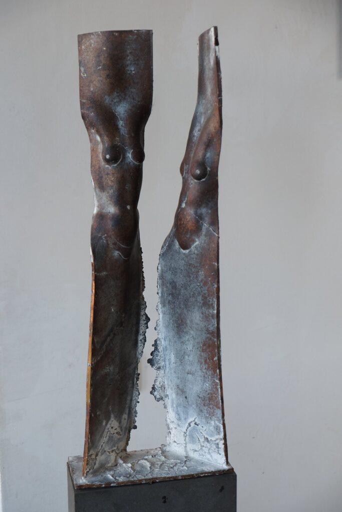 Begegnung Bronzeskulptur